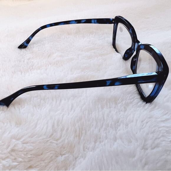 Leila Blue Cateye Oversized Reader Glasses - Picture 8 of 10